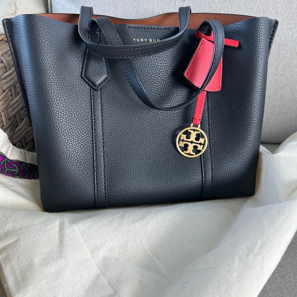 SMALL PERRY TRIPLE-COMPARTMENT TOTE BAG - Picture 1 of 7